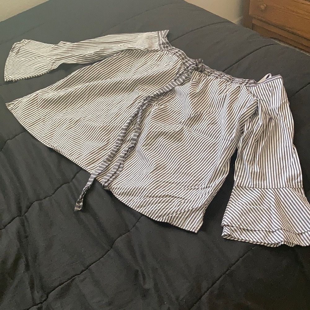 LOFT by Ann Taylor off the shoulder shirt